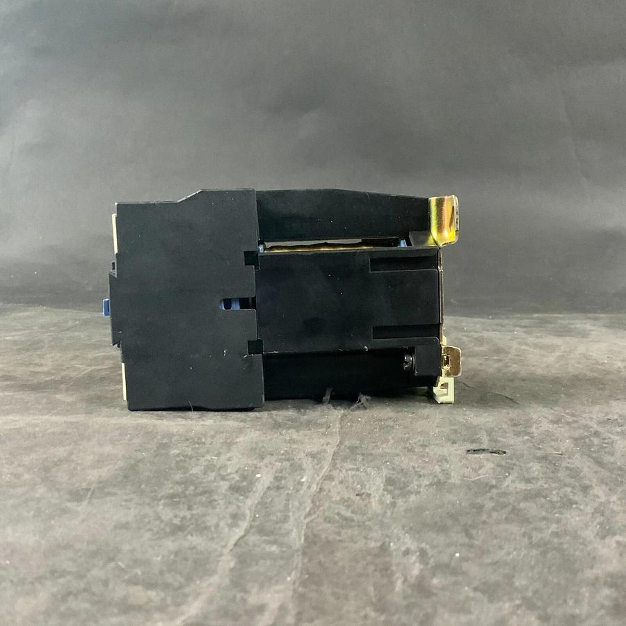 Used TELEMECANIQUE LP1D2510 CONTACTOR ($65 OBO)