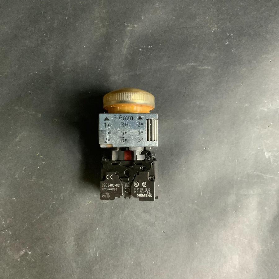 Used SIEMENS 3SB3403-0C TRANSPARENT INDICATOR LIGHT ($20 OBO)