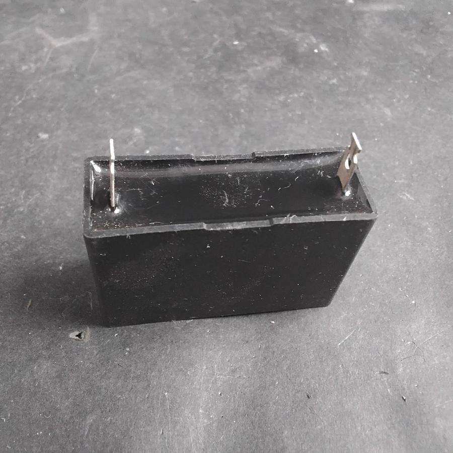 Used MARCON CH100 MOTOR CAPACITOR ($15 OBO)