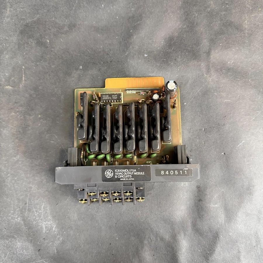 Used GENERAL ELECTRIC IC610MDL175A OUTPUT MODULE