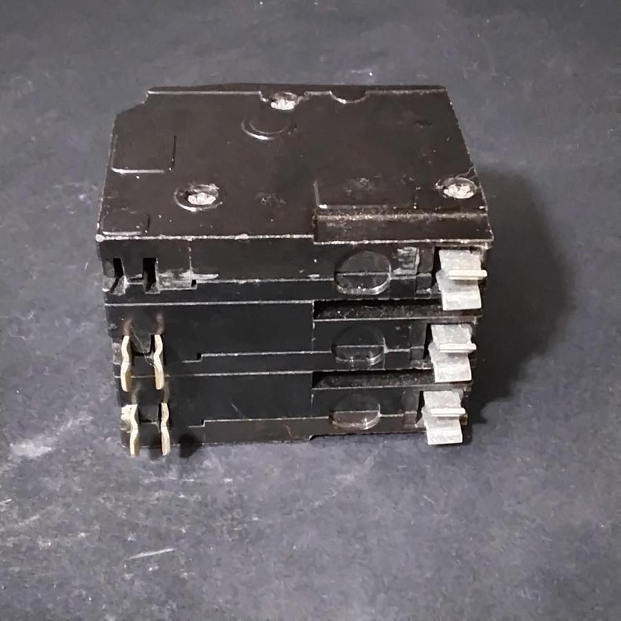 Used SQUARE D LC-797 CIRCUIT BREAKER ($15 OBO)