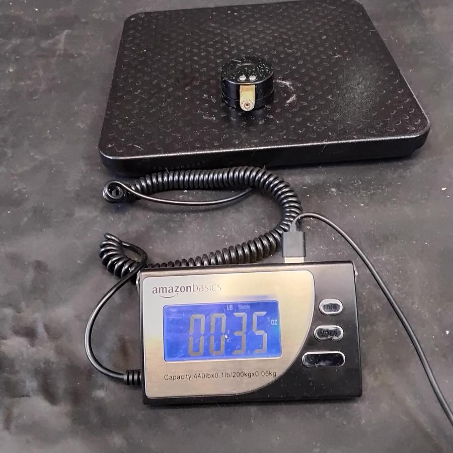 Used GRACO 0-100 PSI LOW PRESSURE AIR GAUGE ($17 OBO)