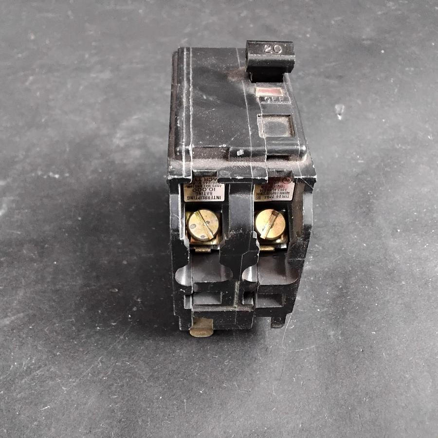 Used SQUARE D TYPE QOB 2-POLE CIRCUIT BREAKER ($15 OBO)