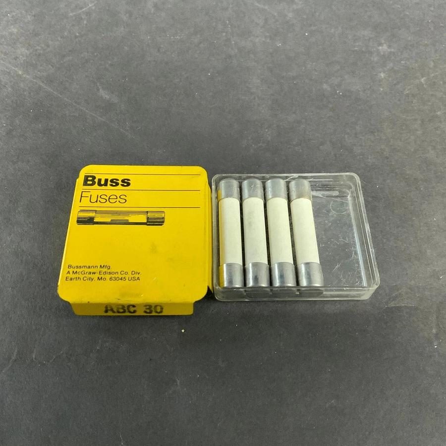 BUSSMANN ABC-30 FUSE - SET OF 4 ($5 OBO)