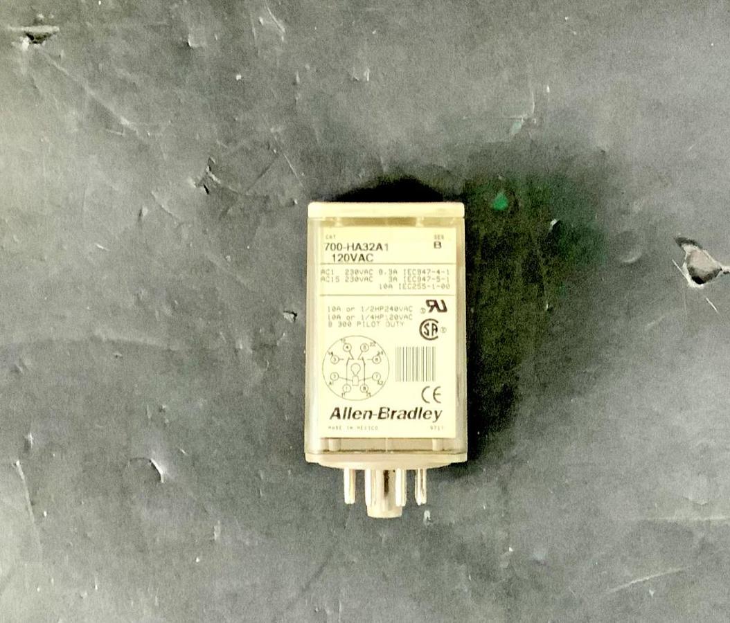 Used ALLEN BRADLEY 700 HA32A1 SERIES B RELAY($7 OBO)