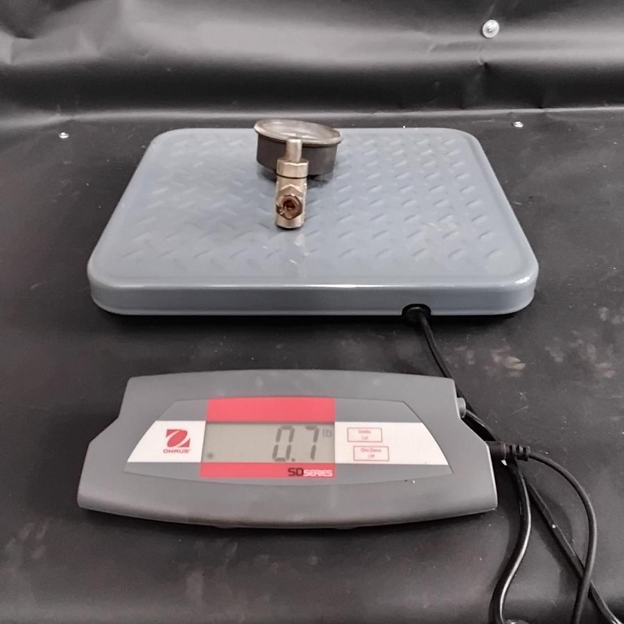 Used ASHCROFT ADJ GUAGE 0-30 ($40 OBO)