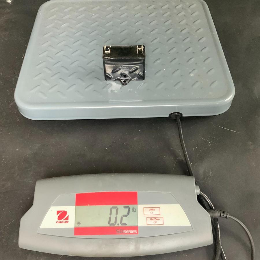 Used Unbranded A1J01 6uF 400VAC MOTOR RUN CAPACITOR ($10 OBO)
