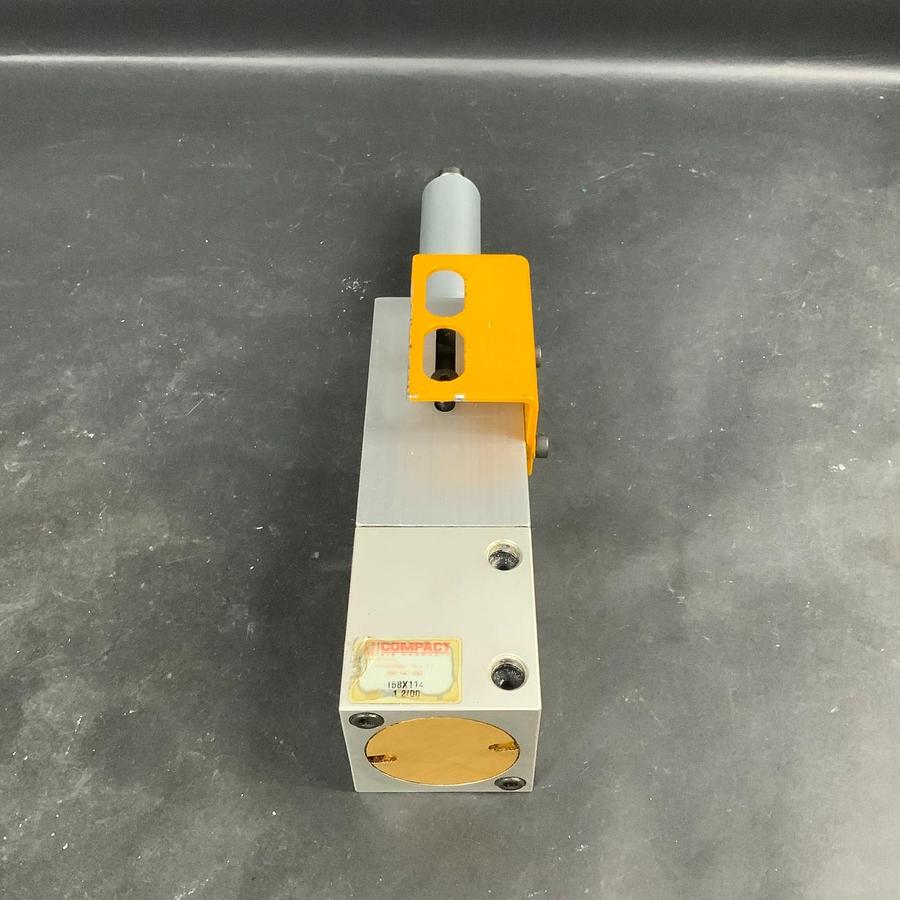 Used COMPACT AIR PRODUCT 1007993 PNEUMATIC CYLINDER ($50 OBO)