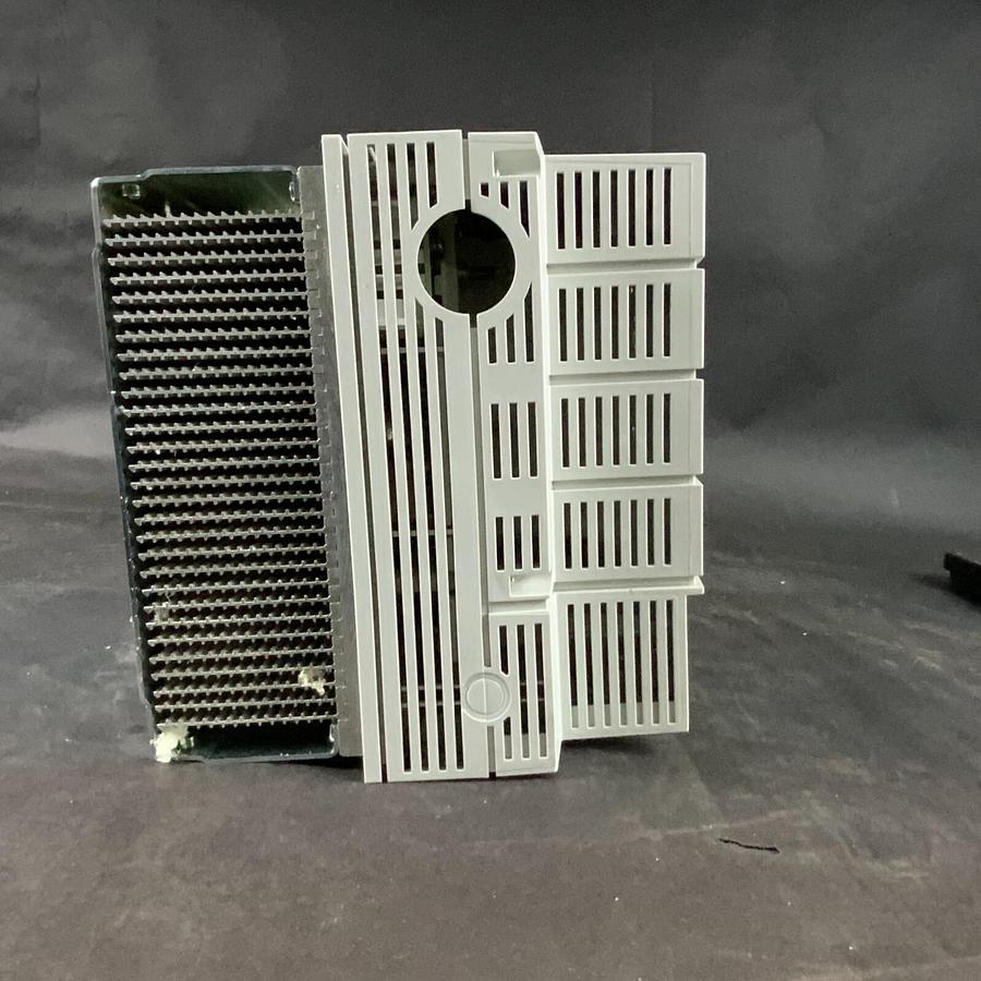 Used LENZE EVS9322-ES SERVO POSITIONING CONTROLLER ($2500 OBO)
