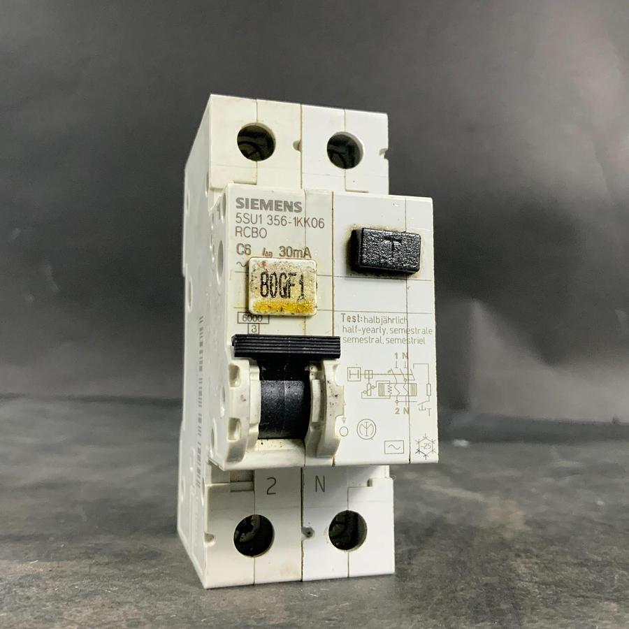 Used SIEMENS 5SU1-356-1KK06 RCBO C6 CIRCUIT BREAKER ($25 OBO)