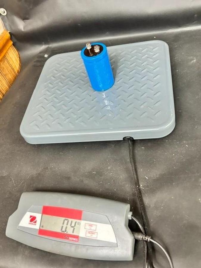 Used LECLANCHE 160 N 1500 ELECTROLYTIQUE CAPACITOR