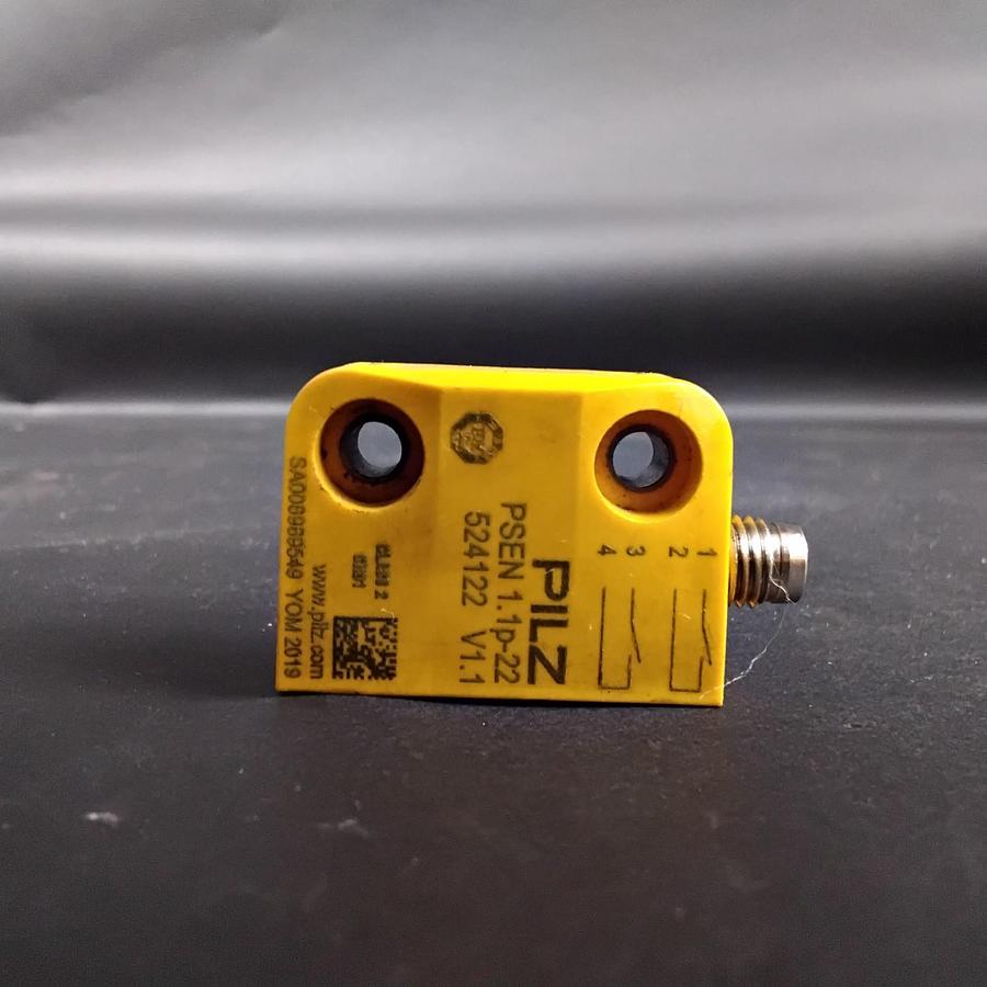 Used PILZ PSEN 1.1P-22 MAGNETIC SAFETY SWITCH ($27 OBO)
