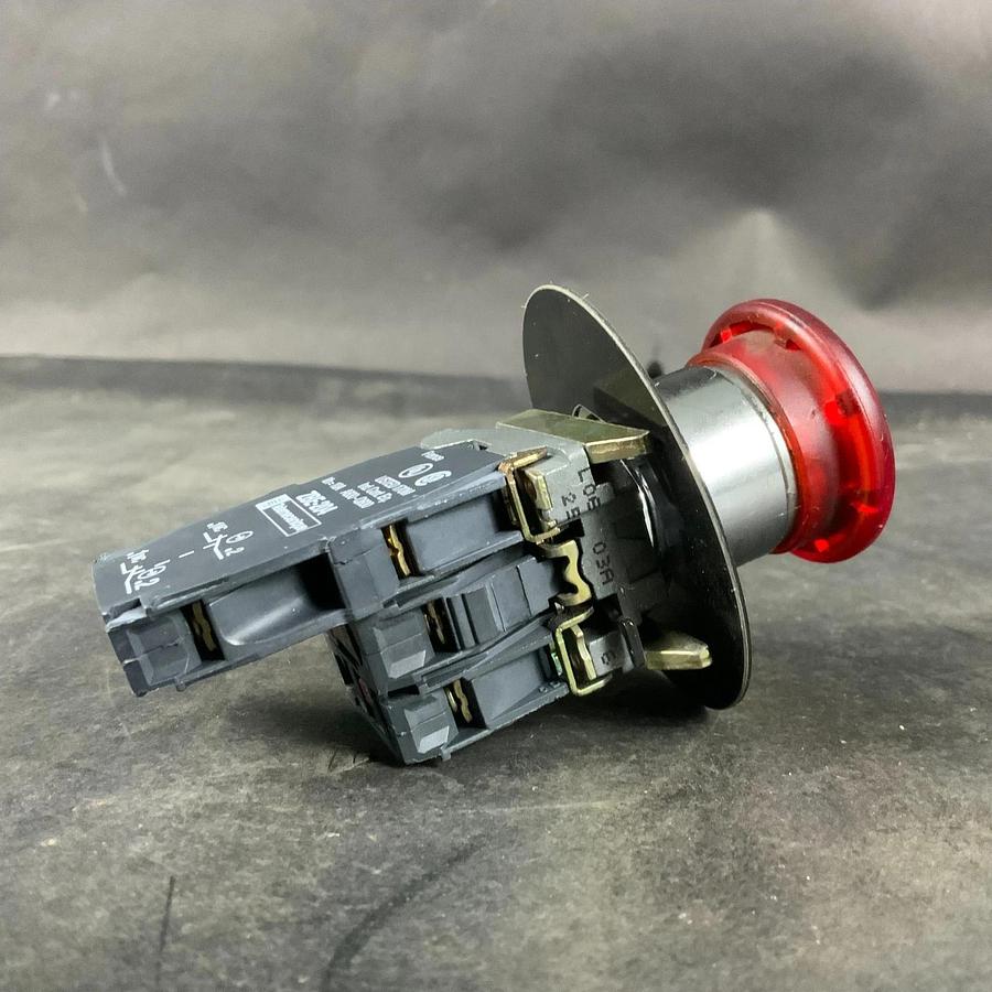 Used TELEMECANIQUE ZBE-204 EMERGENCY STOP RED INDICATOR LIGHT ($25 OBO)