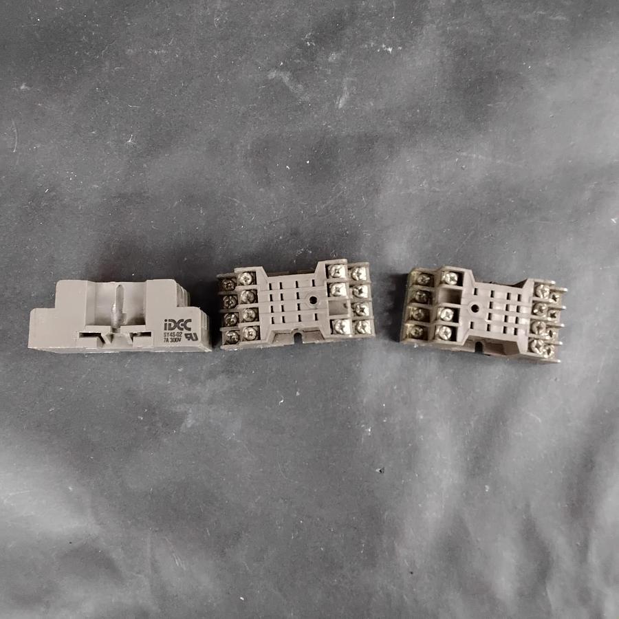 Used IDEC SY4S-02 RELAY SOCKETS ($8/EACH OBO)