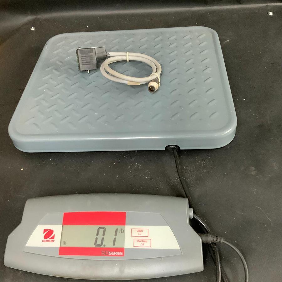 Used MURR ELEKTRONIK 7000-18021-2260500 MSUD VALVE PLUG ($20 OBO)