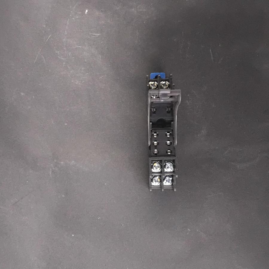 Used IDEC SJ2S-05B RELAY ($10 OBO)