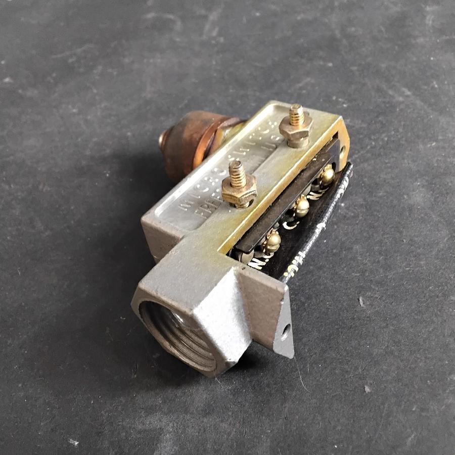 Used HONEYWELL BZE6-2RN MICROSWITCH ($28 OBO)