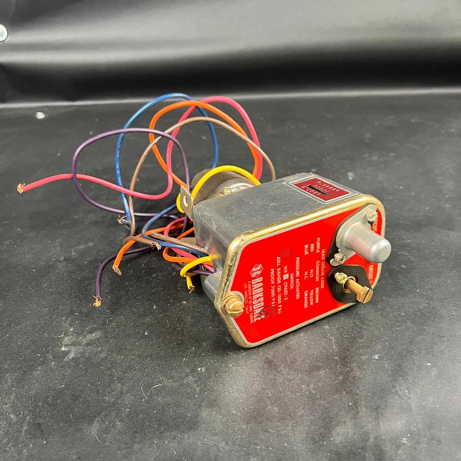 Used BARKSDALE C9622-2 PRESSURE ACTUATED SWITCH ($325 OBO)