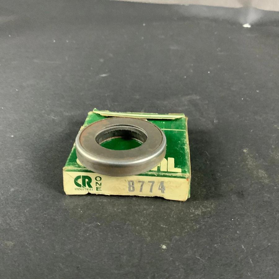 Used CR INDUSTRIES 8774 OIL SEAL ($10 OBO)