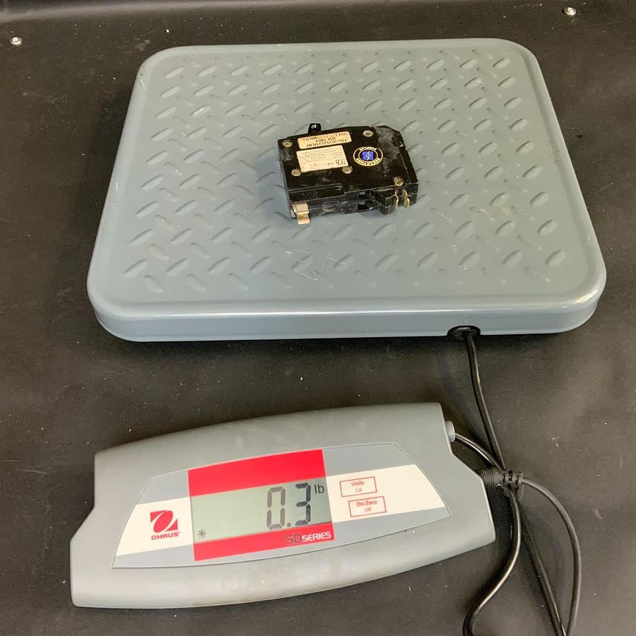 Used SQUARE D QOT2020 CIRCUIT BREAKER ($15 OBO)