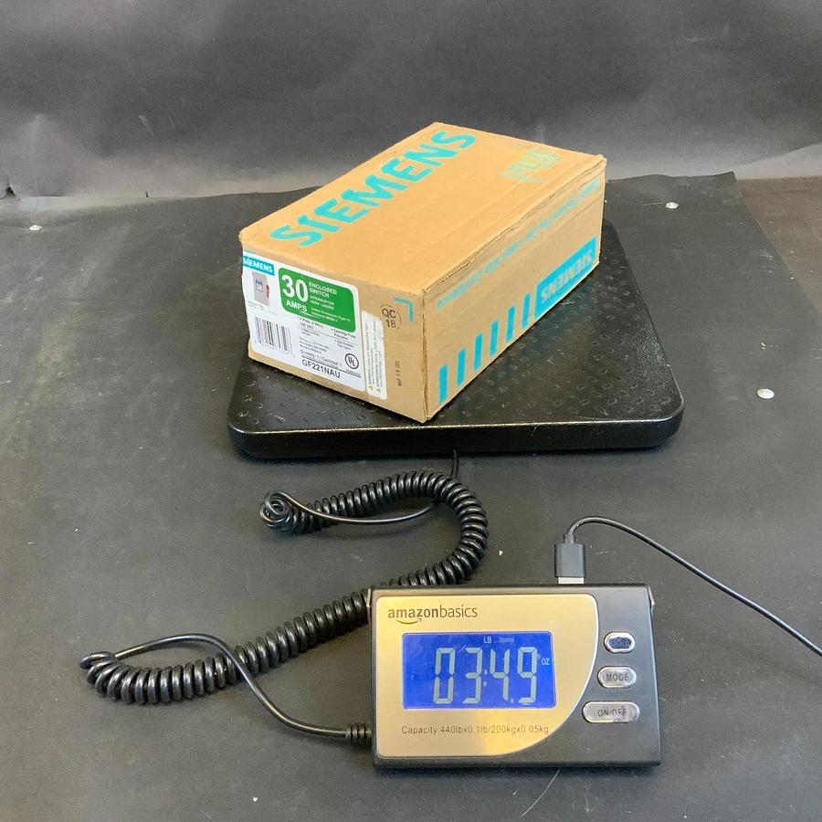 SIEMENS GF221NAU ENCLOSED SWITCH ($30 OBO)