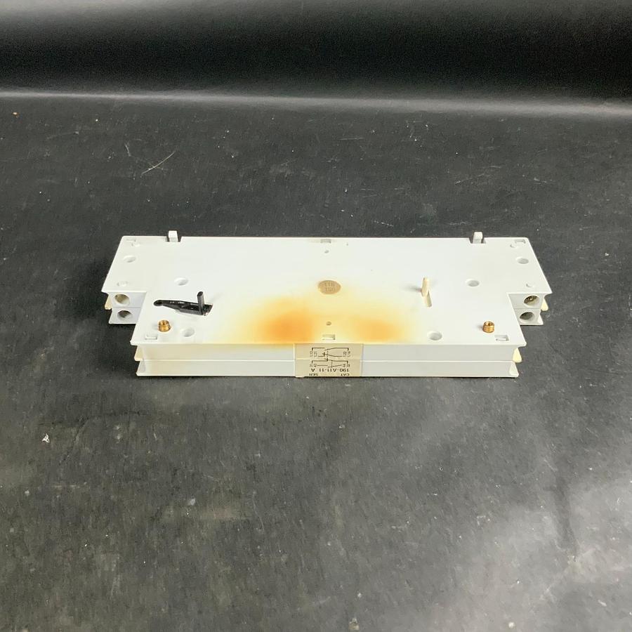Used ALLEN BRADLEY 190-A11-11 AUXILIARY CONTACT BLOCK ($10 OBO)