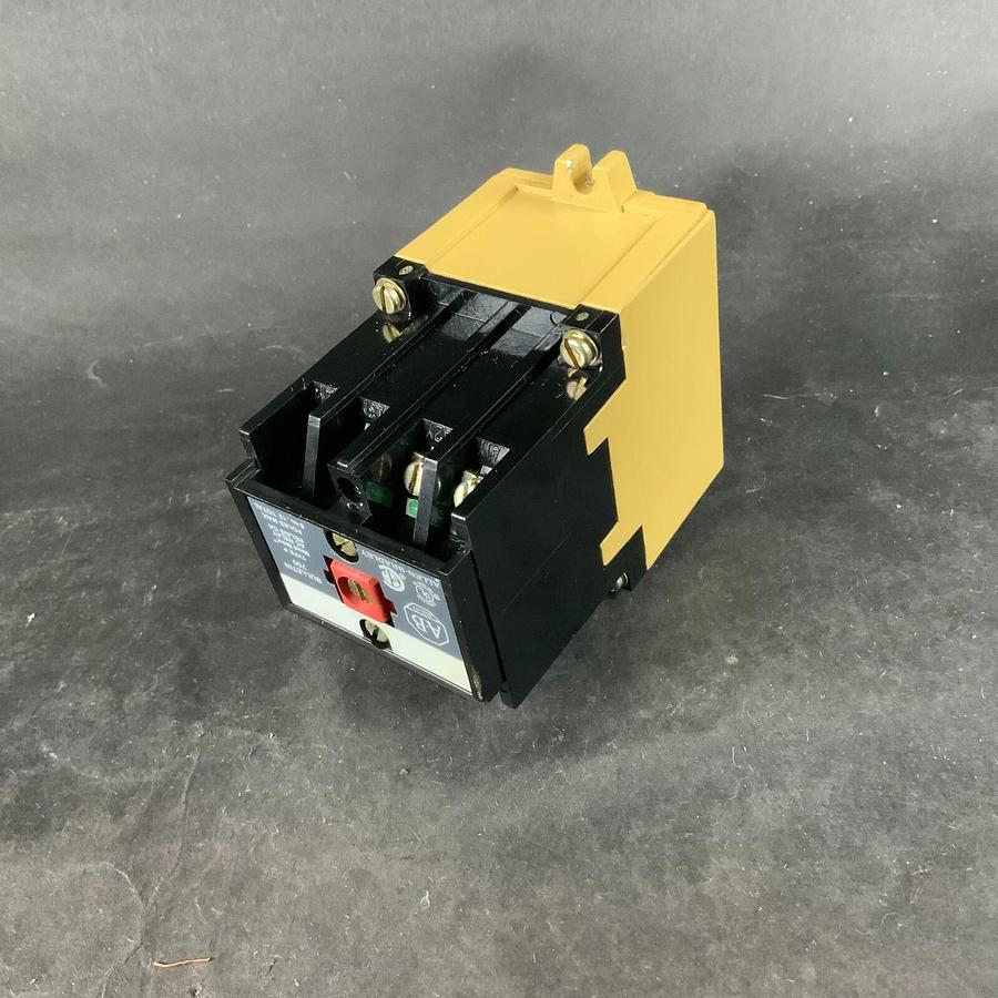 Used ALLEN BRADLEY 700-P200A1 B AC RELAY ($15 OBO)