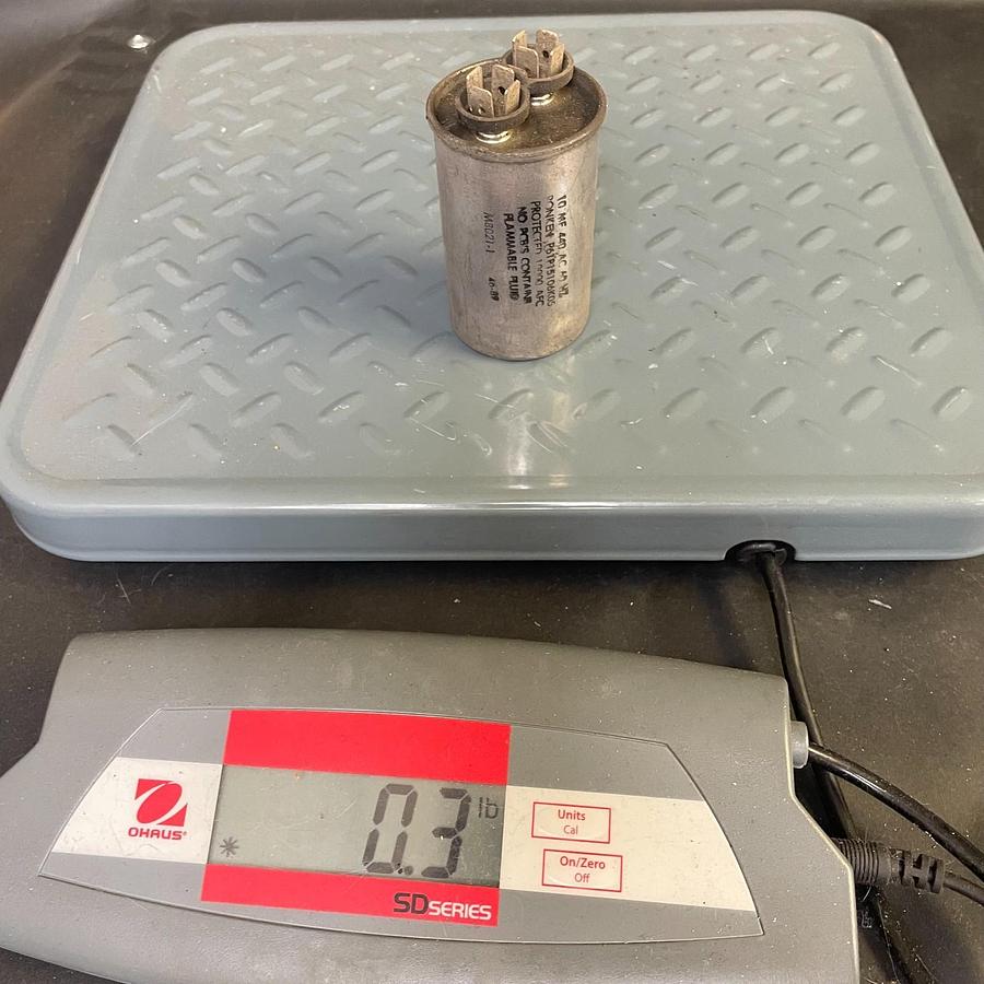 Used RONKEN P61P15106K05 440V CAPACITOR