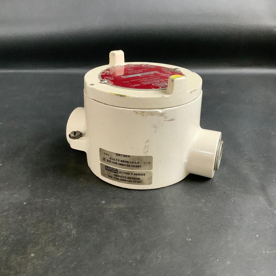 Used AKRON ELECTRIC AXC-CEN HAZARDOUS LOCATION OUTLET BOX ($30 OBO)