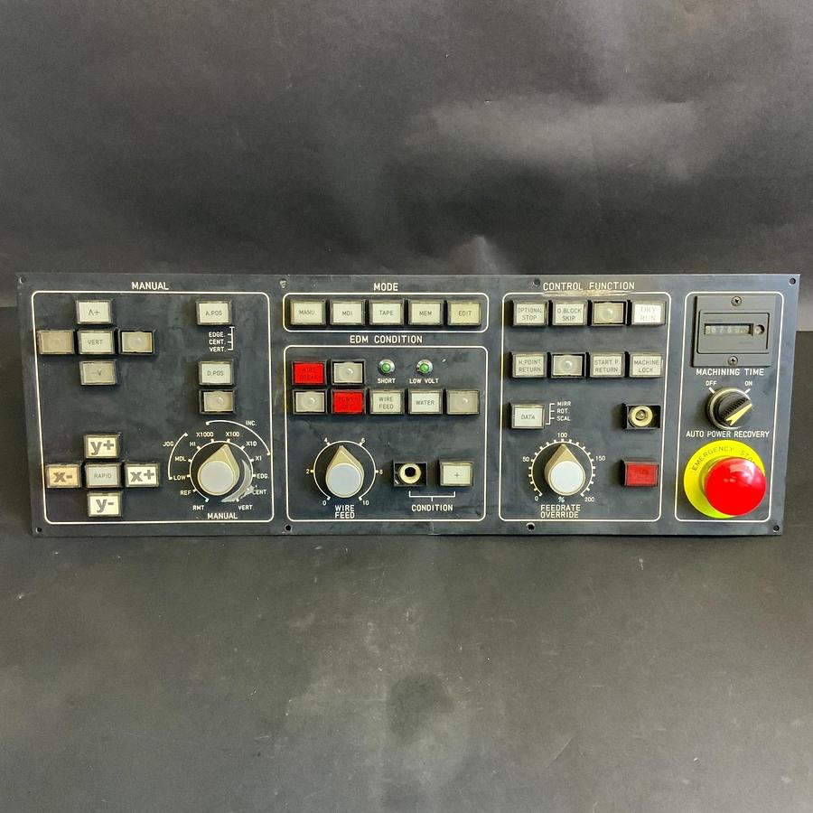 Used FANUC A04B-0216-C211 OPERATOR PANEL ($200 OBO)