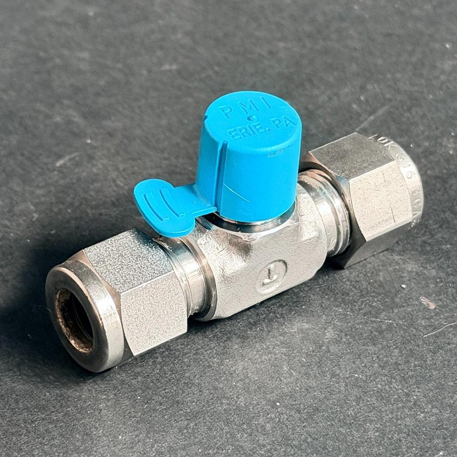 Used Tylok 1/4" Union Tee 316 Stainless Steel Compression Tube Instrument Fitting