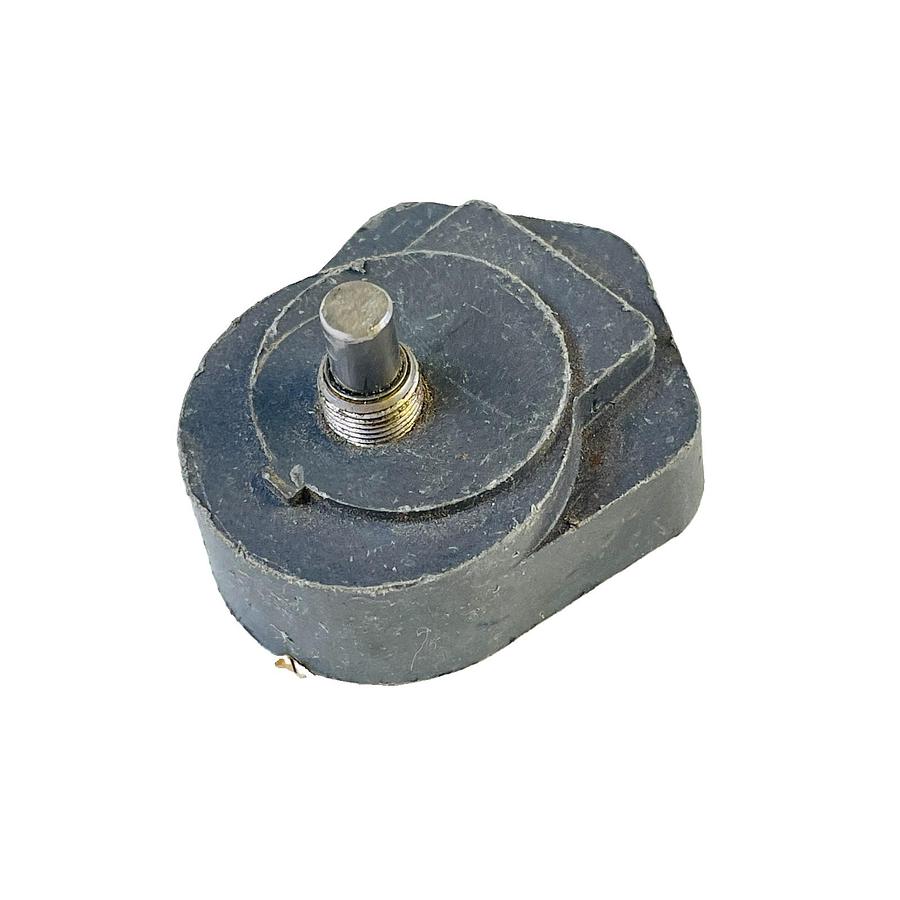 Used DYNAMATIC 15-104 POTENTIOMETER 10K OHMS PANEL MOUNT SCREW TERMINALS RHEOSTAT