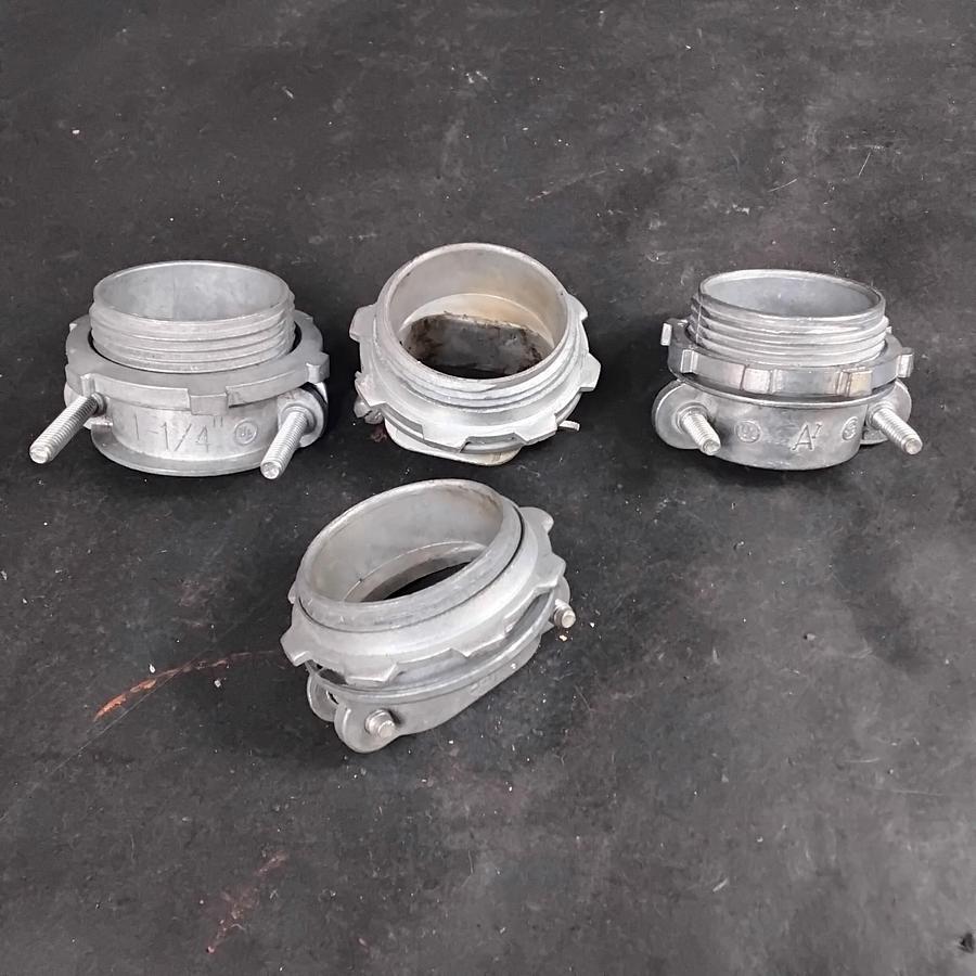 Used HALEX 1-1/4" CLAMP-TYPE CONNECTOR CABLES - GROUP OF 4 ($20 OBO)