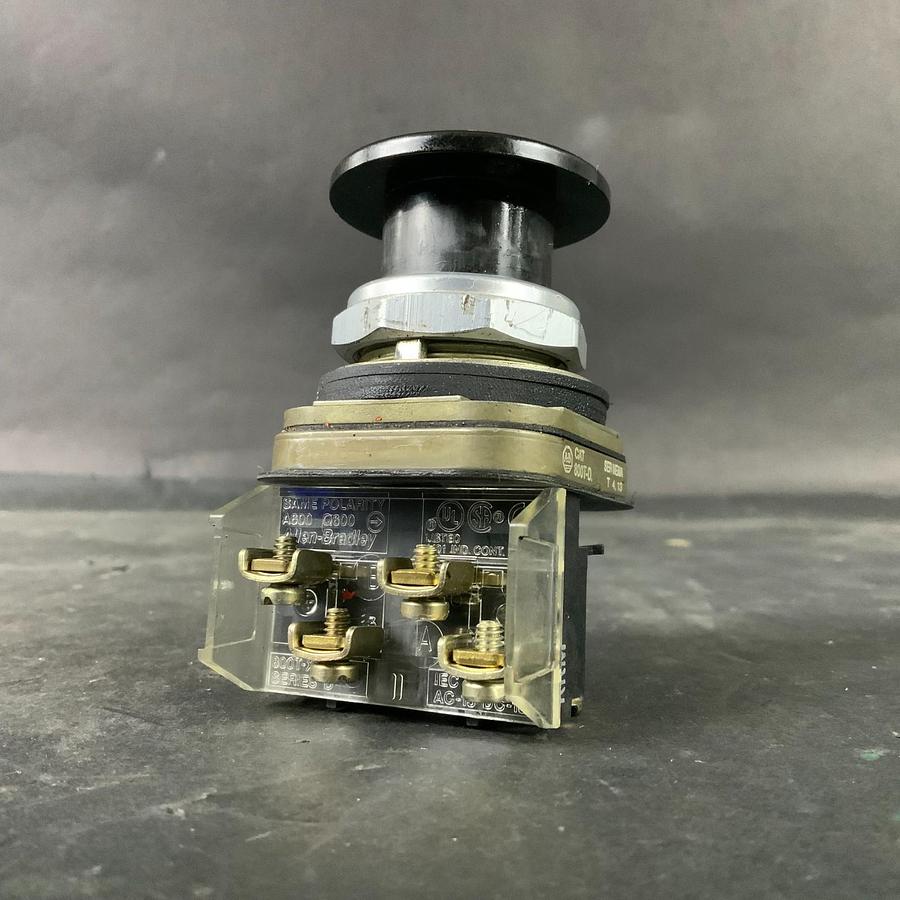Used ALLEN BRADLEY 800T-D BLACK PUSHBUTTON ($35 OBO)