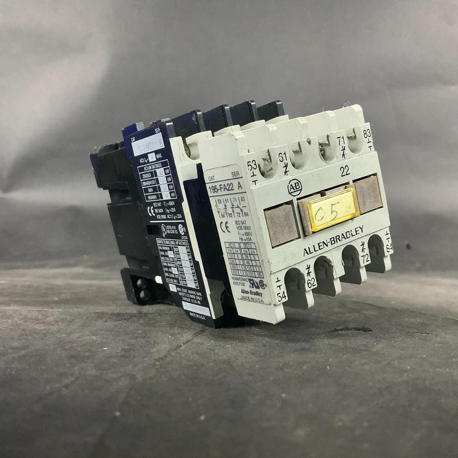 Used ALLEN BRADLEY 100-A09ND3 CONTACTOR W/ AUX CONTACT ($20 OBO)