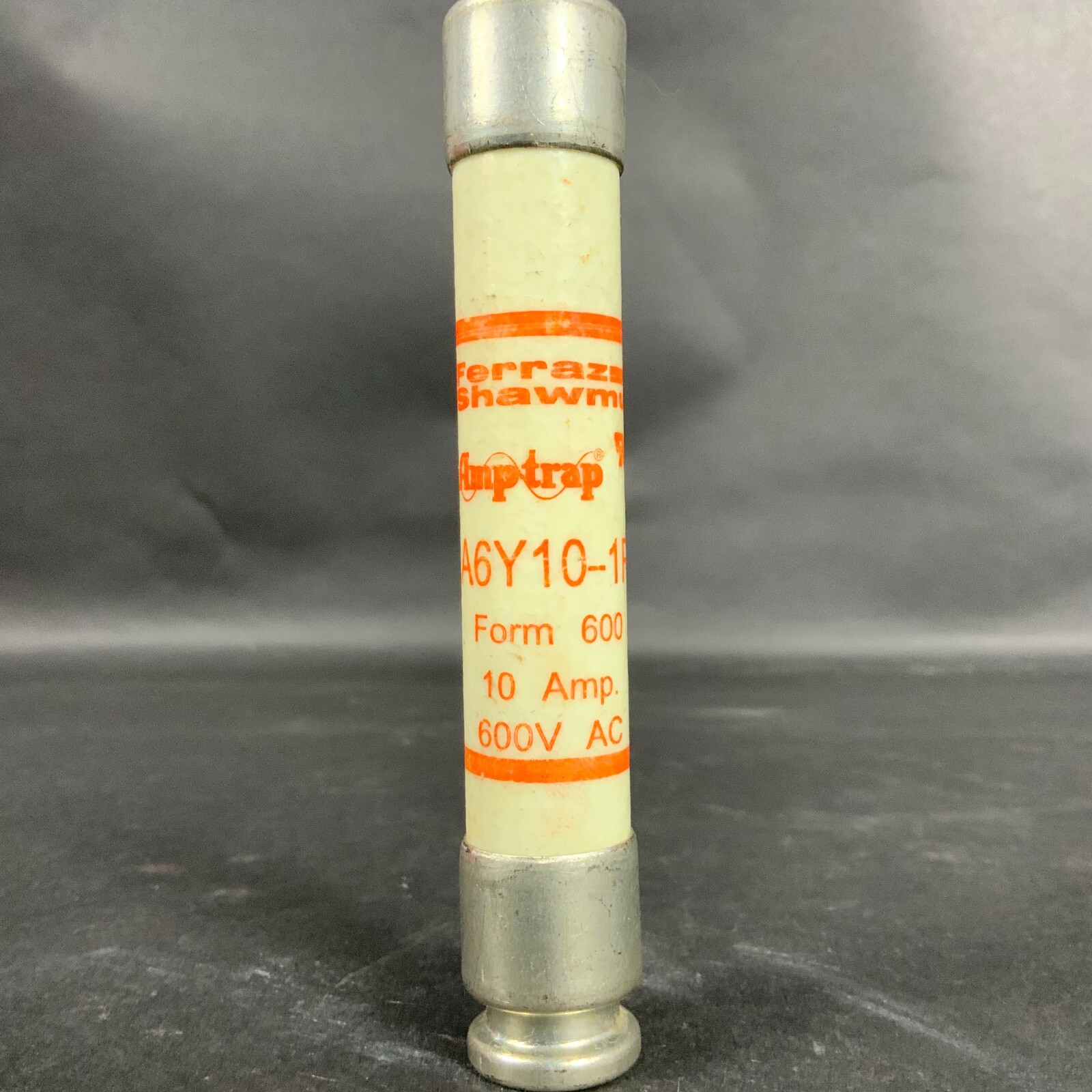 Used FERRAZ SHAWMUT A6Y10-1R OLD STOCK FUSE ($9 OBO)