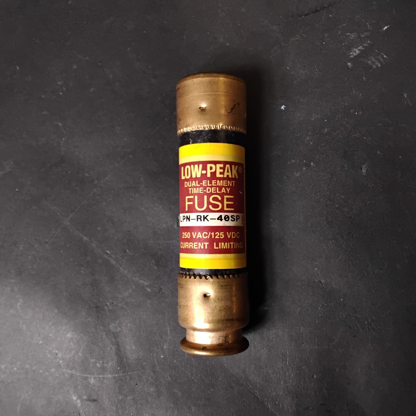 Used BUSSMANN LPN-RK-40SP LOW-PEAK TIME-DELAY FUSE ($3 OBO)