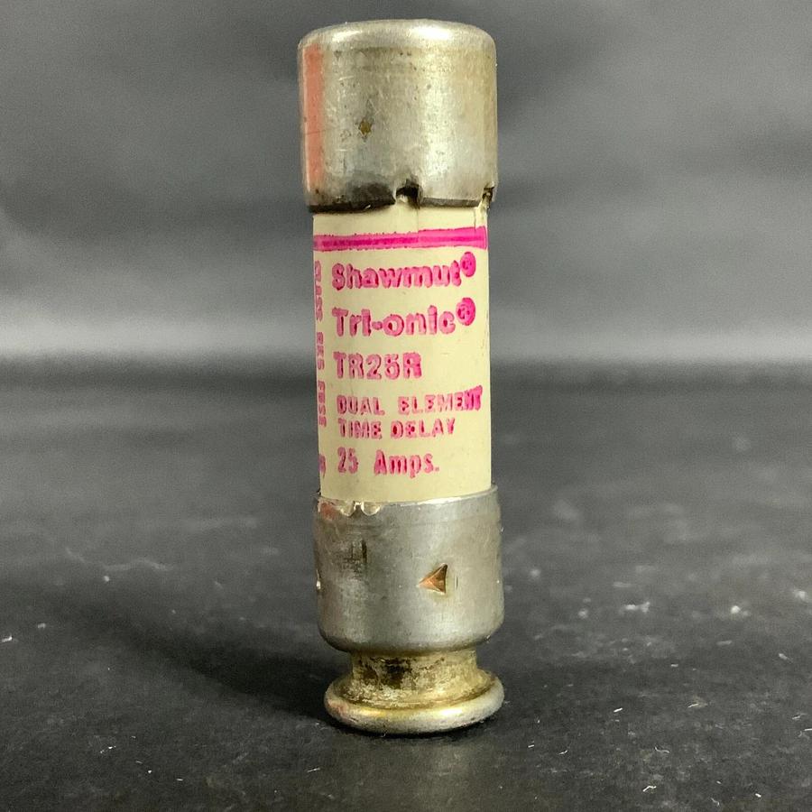 FERRAZ SHAWMUT TRI-ONIC TR25R FUSE ($5 OBO)