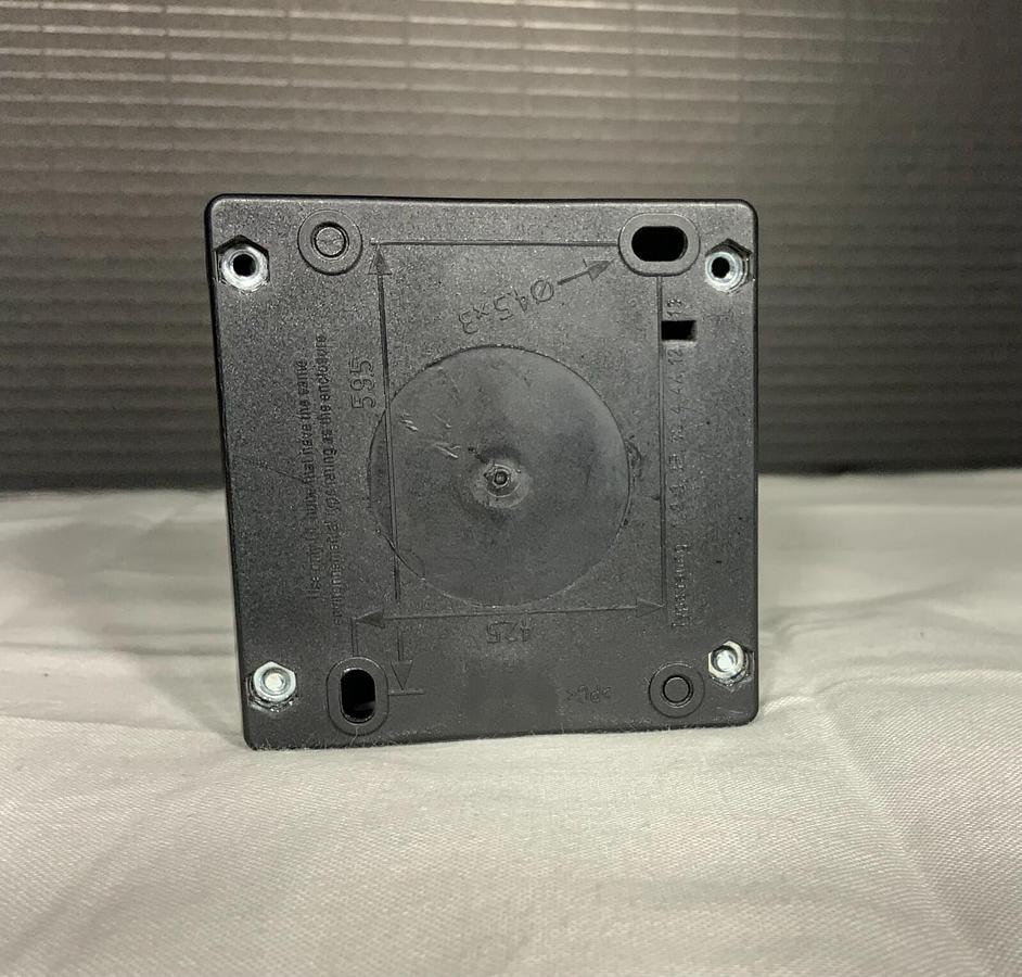 Used BACO CONTROLS LBX10110 ($49.99 OBO)