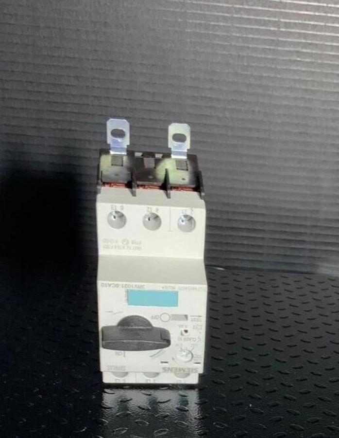 SIEMENS 3RV1021-0CA10 ($45.99 OBO)