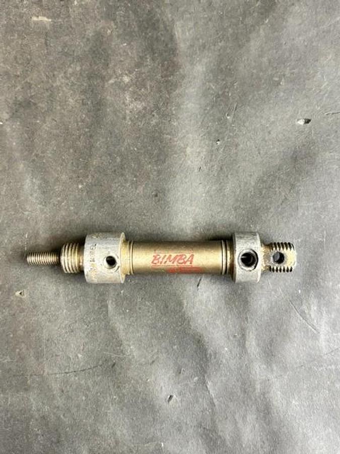 Used BIMBA 010.5-DP PNEUMATIC CYLINDER