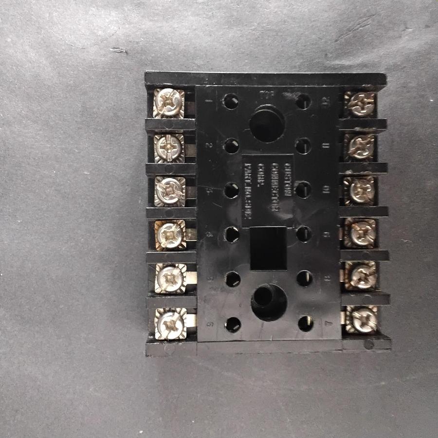 Used CUSTOM CONNECTOR SD12 RELAY SOCKET ($13 OBO)