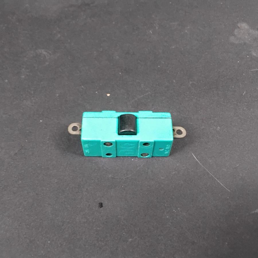 Used UNDERWRITERS LAB SI-2 1/2 HP MICRO SWITCH ($4.99 OBO)