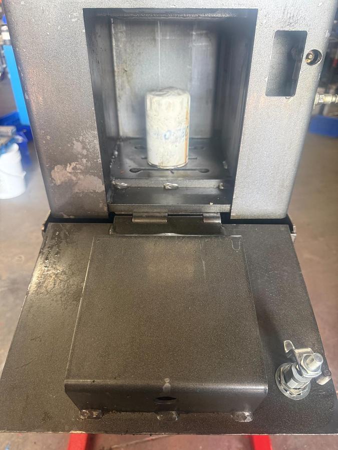 Used Gray QuickPac QP-50 Heavy-Duty Spin-On Oil Filter Crusher