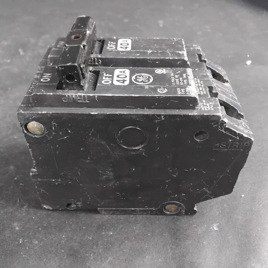 Used GENERAL ELECTRIC THQL2140 CIRCUIT BREAKER ($25 OBO)