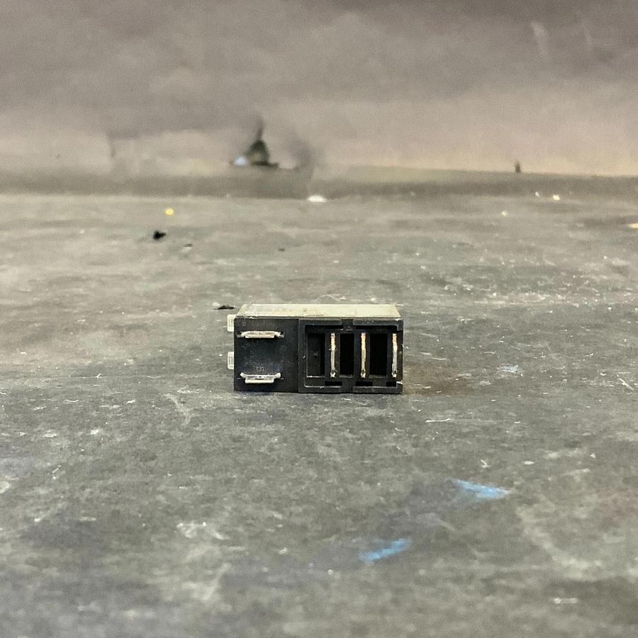 Used ALLEN BRADLEY 700-HK36Z24 RELAY ($6 OBO)