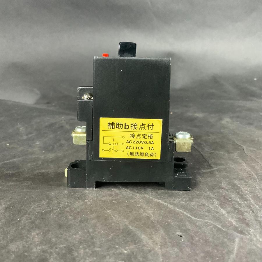 Used MATSUSHITA BD16 M-5 BAD161105 1A CIRCUIT BREAKER ($10 OBO)