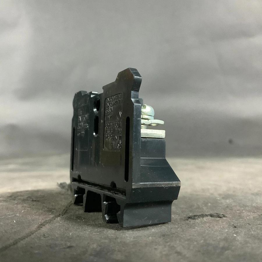 Used IDEC BNH50W TERMINAL BLOCK ($2 OBO)