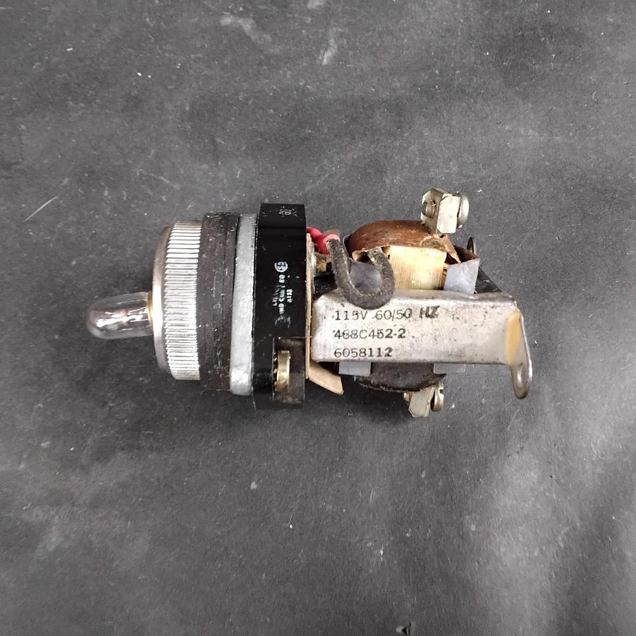 Used GENERAL ELECTRIC CR2940UE PILOT LIGHT ($16 OBO)