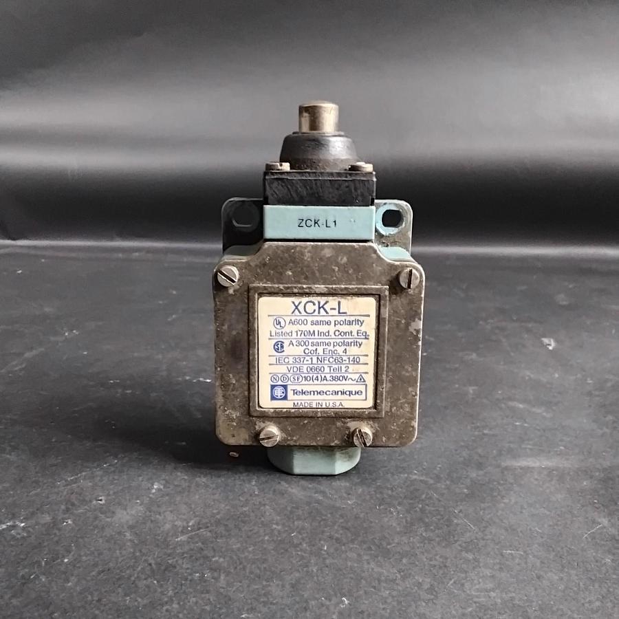 Used TELEMECANIQUE XCK-L LIMIT SWITCH ($50 OBO)